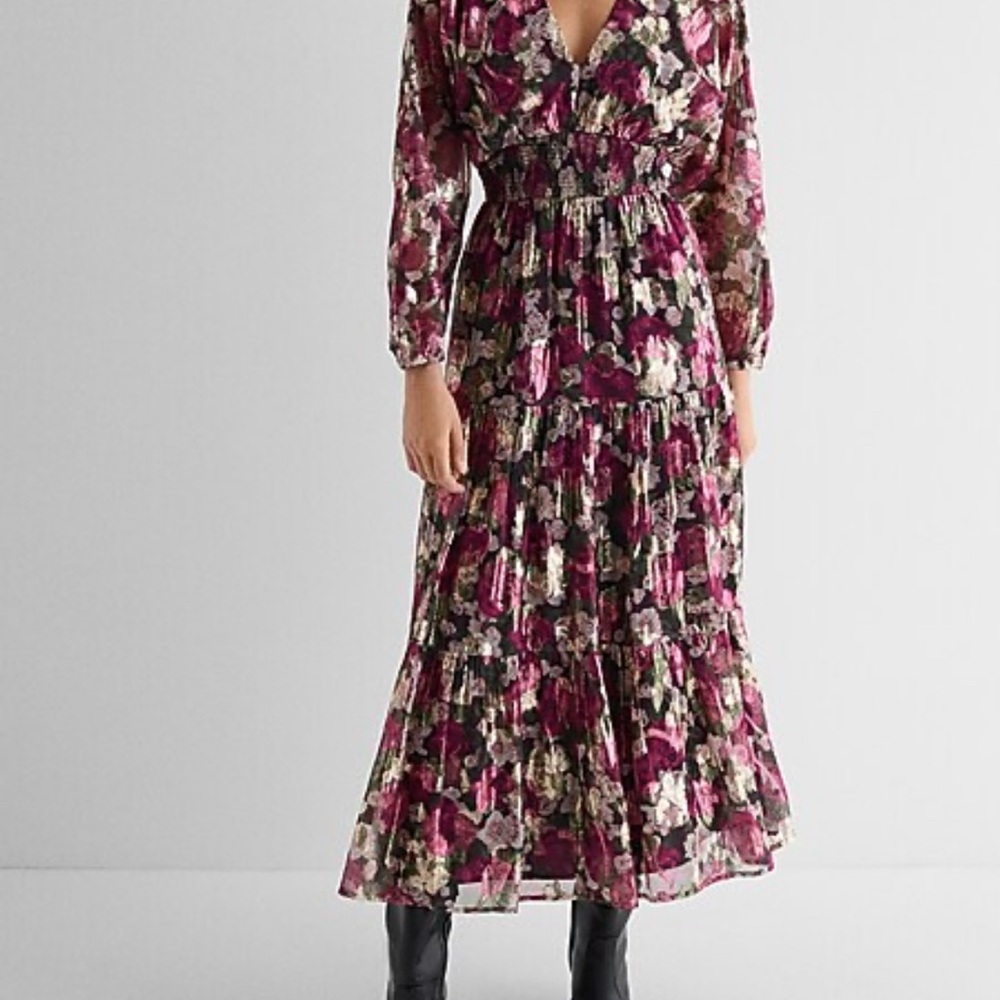 Express Metallic Floral V-Neck Long Sleeve Maxi Dress X-Small fairy grunge dark